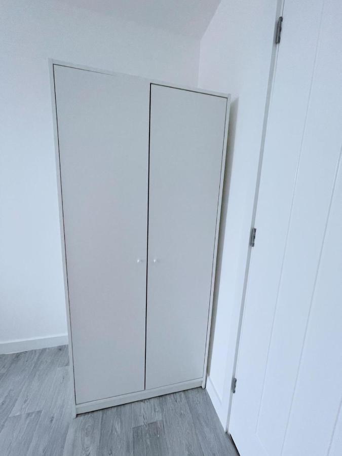 מלון מנצ'סטר Modern House מראה חיצוני תמונה