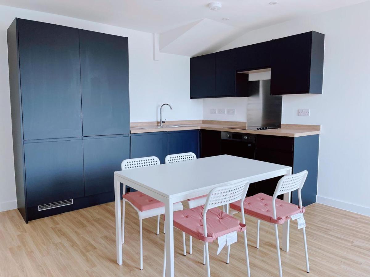 מלון מנצ'סטר Modern House מראה חיצוני תמונה