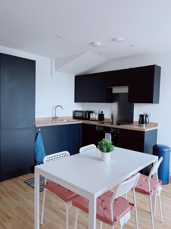 מלון מנצ'סטר Modern House מראה חיצוני תמונה