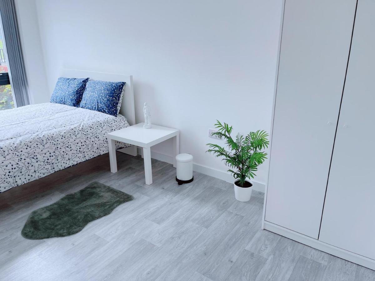 מלון מנצ'סטר Modern House מראה חיצוני תמונה